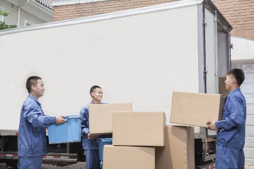 Reviewing service details during a storage complaint investigation