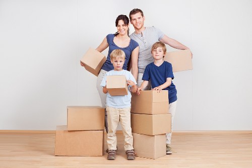 Payment and rental terms for self-storage services