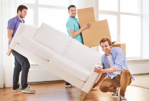 Organised mobile self storage benefits in Enfieldlock