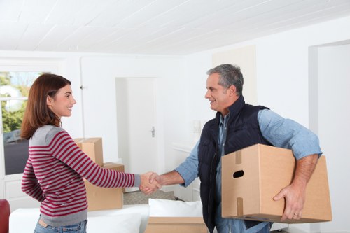Efficient short-term storage solution in Enfieldlock for seasonal items