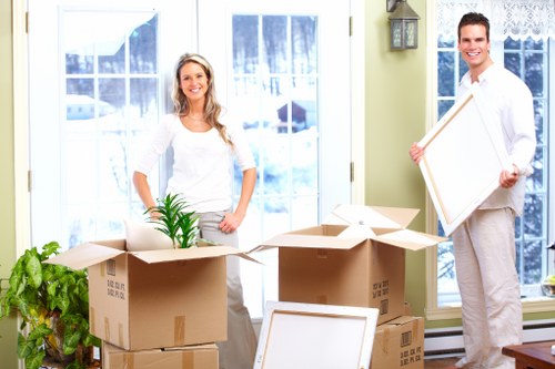 Local Enfieldlock storage facility with flexible short-term rental options
